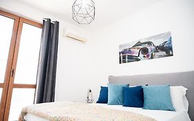 Room 500